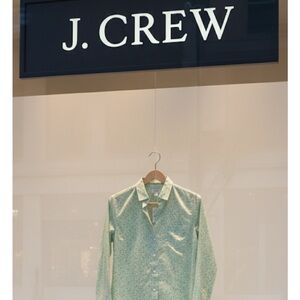 Nwt J. Crew Light Green Patterned Shirt floral ptp 18